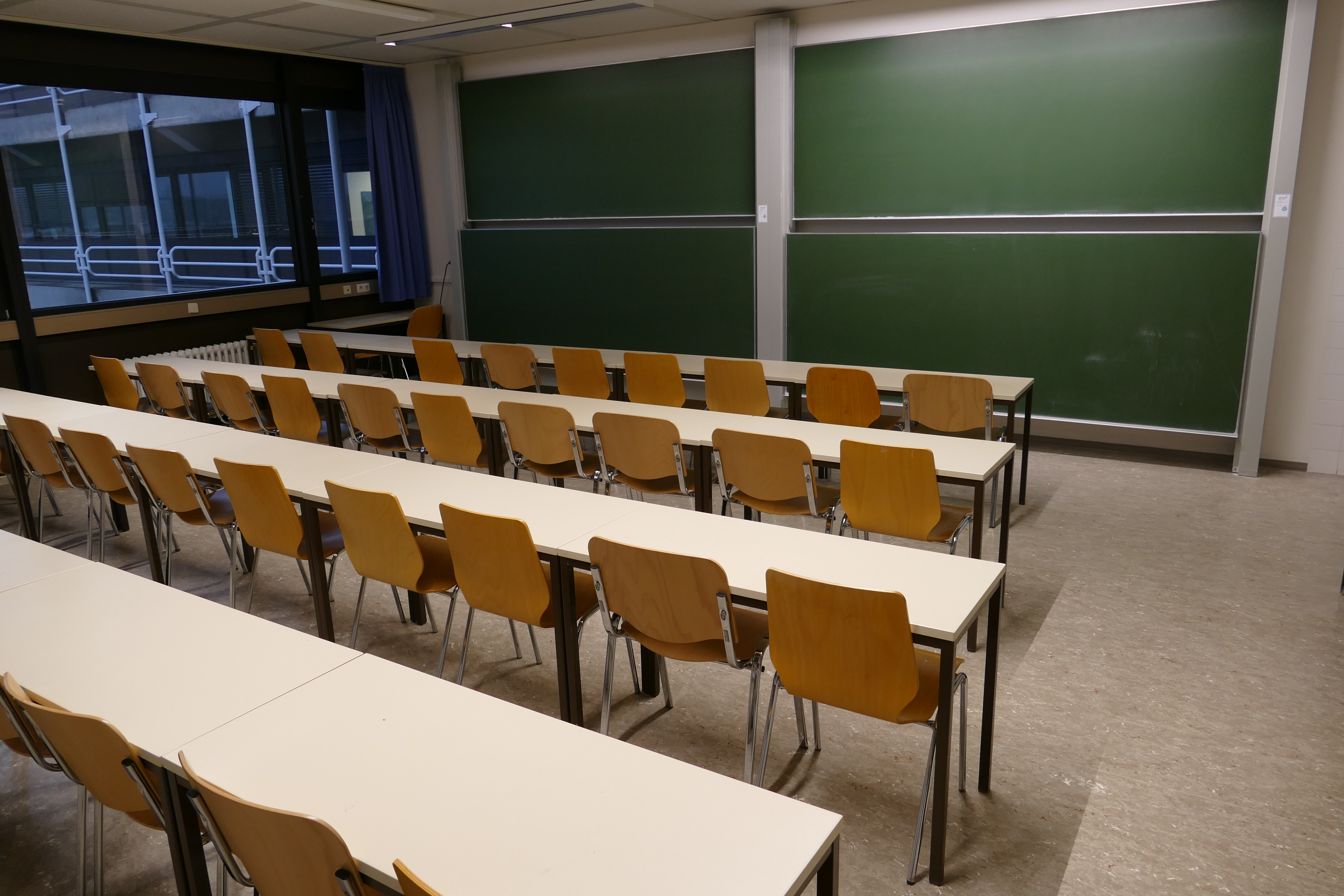 04 422 - 4 - 422 Raumbild