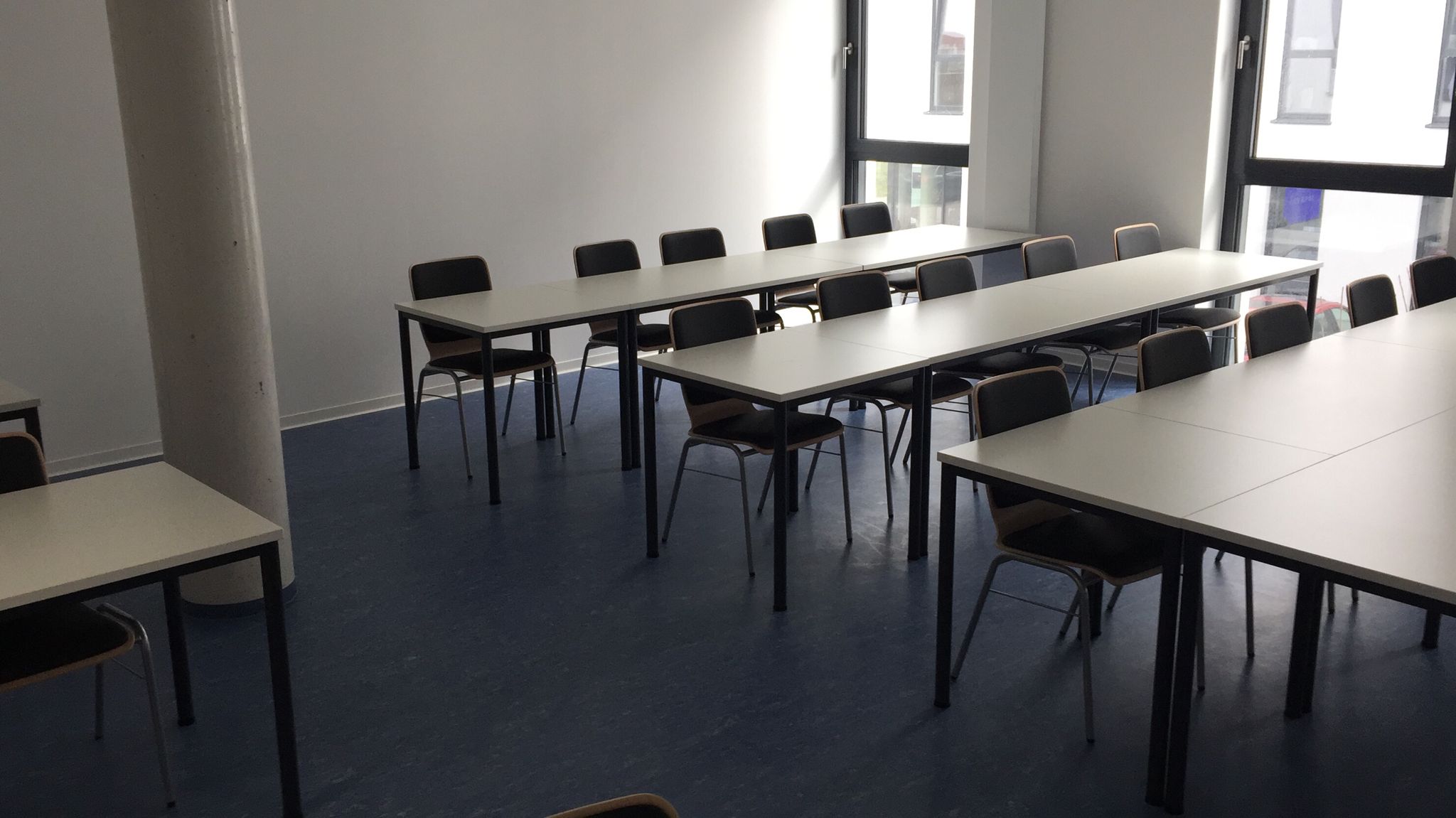 01 235 - K102 (StudGen & Q+) Raumbild