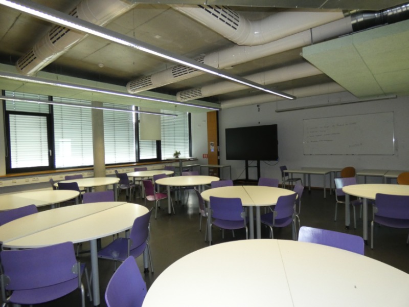 01 501 BiWi / Publ Raumbild