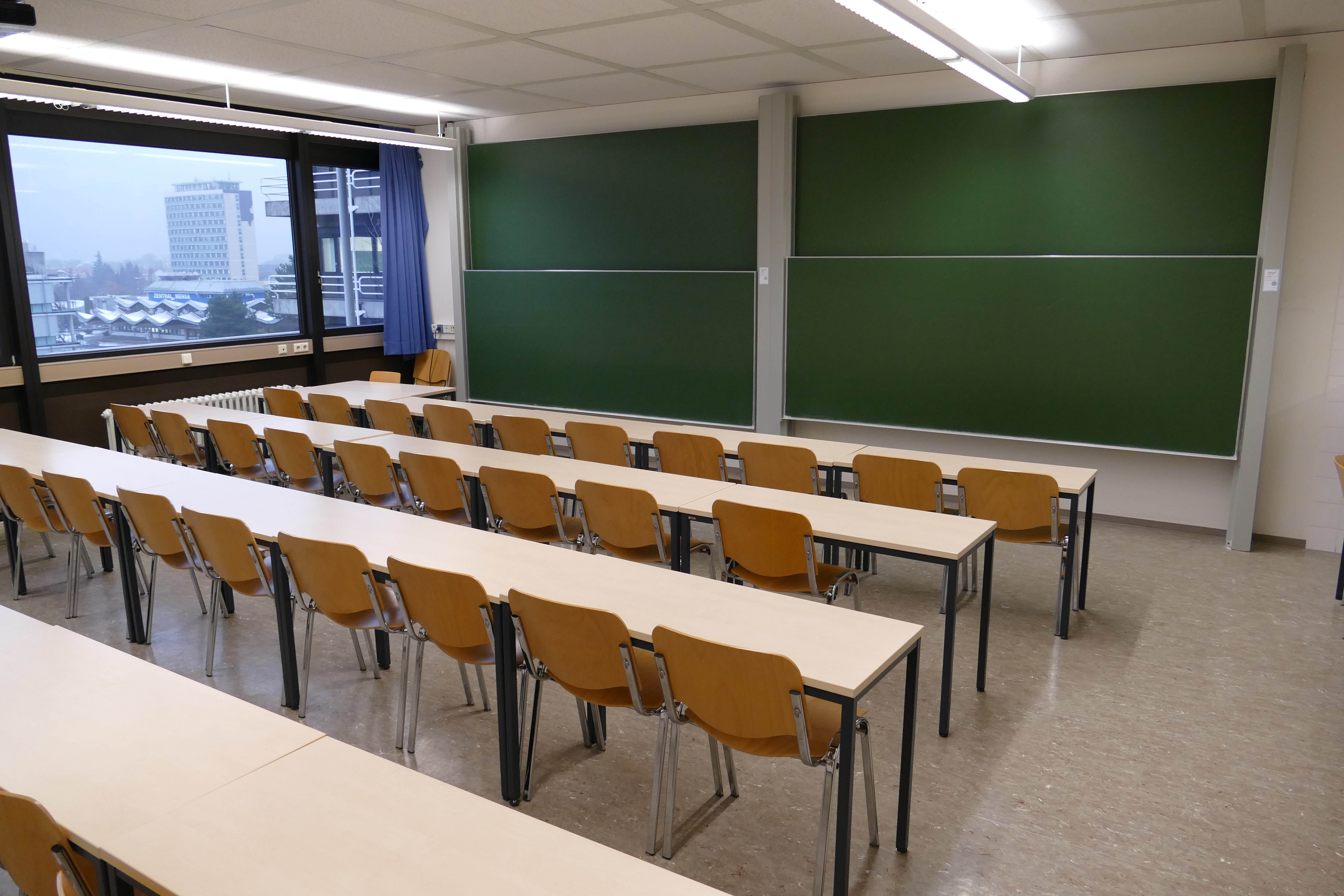 04 432 - 4 - 432 Raumbild